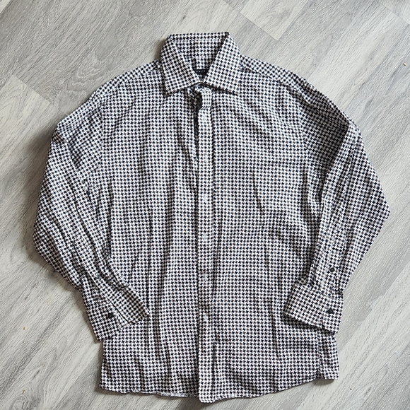 Sean John dress shirt size 15 like new condition - Picture 3 of 4
